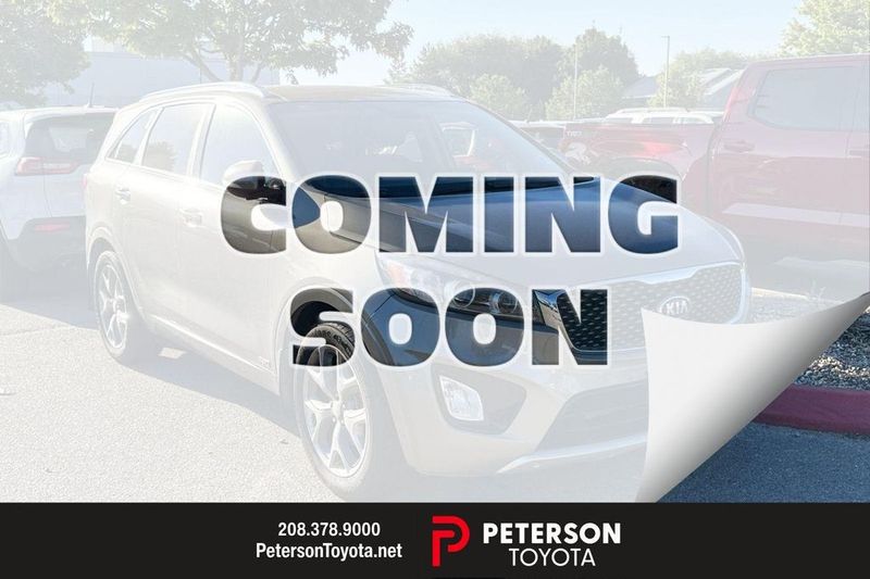 2016 Kia Sorento — a typically priced live listing