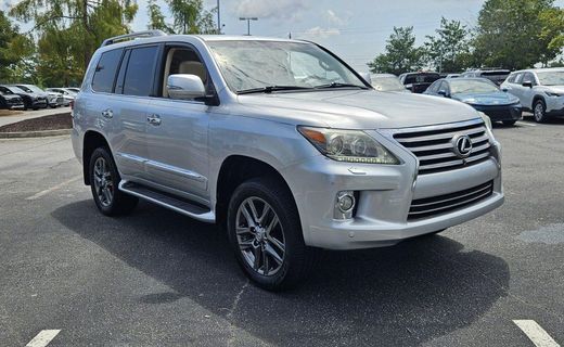 2013 Lexus LX 570