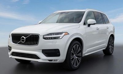 2021 Volvo XC90 Momentum
