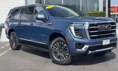 2025 GMC Yukon XL Denali