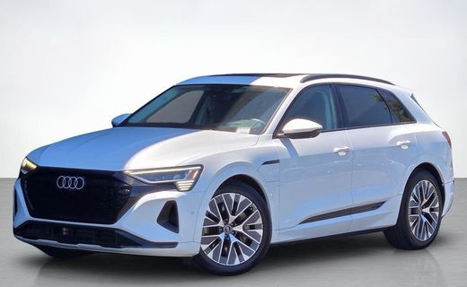 2024 Audi Q8 Prestige