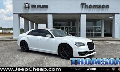 2023 Chrysler 300 300C