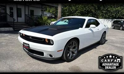 2015 Dodge Challenger SXT Plus
