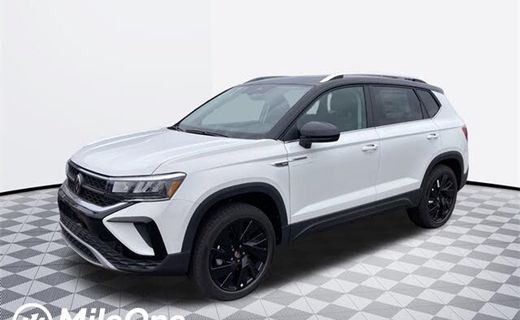 2024 Volkswagen Taos 4MOTION SE
