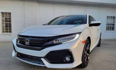 2018 Honda Civic Sport Touring