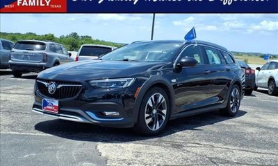 2018 Buick Regal Tourx Essence