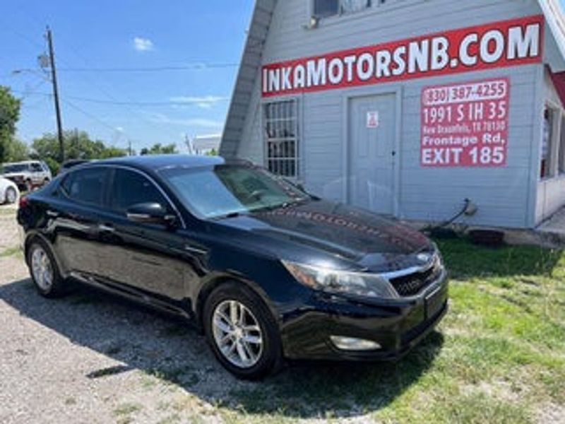 2012 Kia Optima — a typically priced live listing