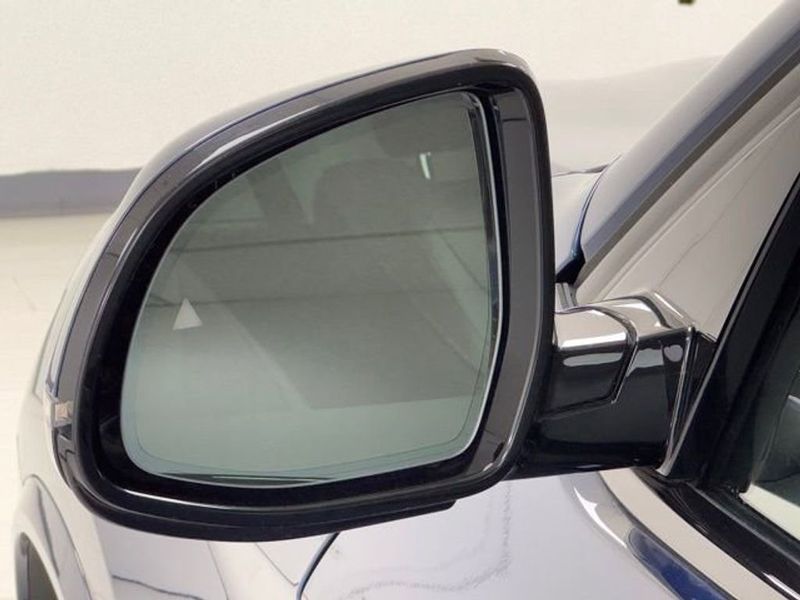 2019 Bmw X4 — a typically priced live listing