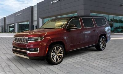 2024 Jeep Grand Wagoneer L Series III