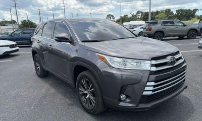 2018 Toyota Highlander LE Plus