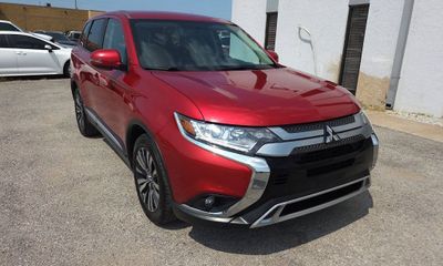 2019 Mitsubishi Outlander SE