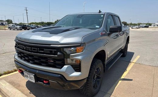 2025 Chevrolet Silverado Trail Boss Custom