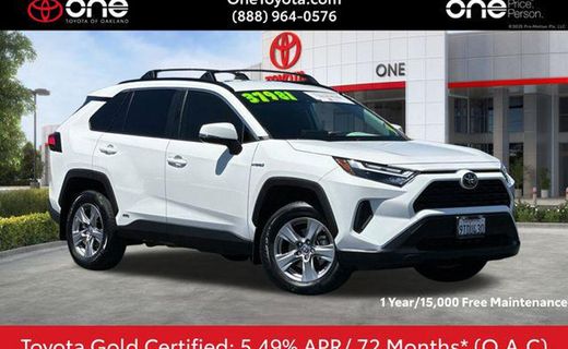 2025 Toyota RAV4 LE
