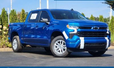 2022 Chevrolet Silverado RST