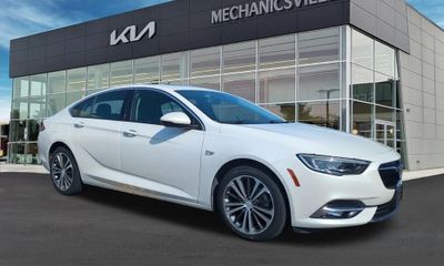 2018 Buick Regal Essence