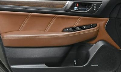 2018 Subaru Outback Touring M R
