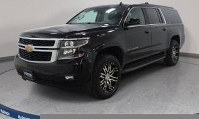 2017 Chevrolet Suburban LT