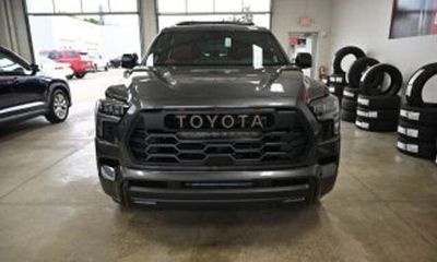 2026 Toyota Sequoia Platinum