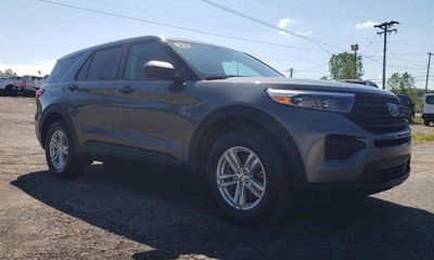2022 Ford Explorer Base