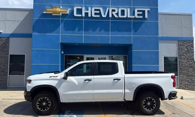 2026 Chevrolet Silverado ZR2