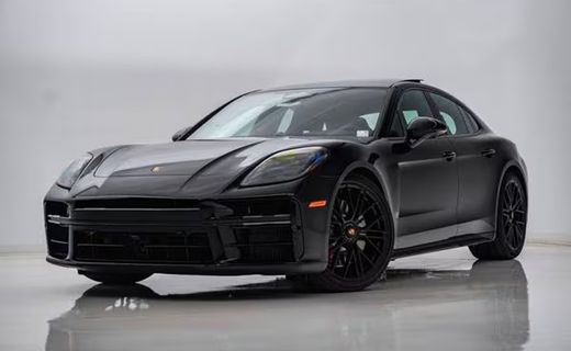 2026 Porsche Panamera GTS
