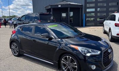 2016 Hyundai Veloster Standard Turbo R