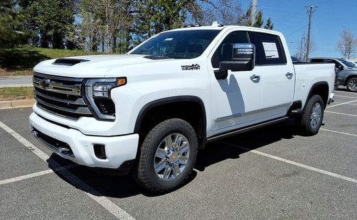 2026 Chevrolet Silverado HD High Country