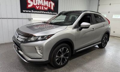 2020 Mitsubishi Eclipse Cross SE