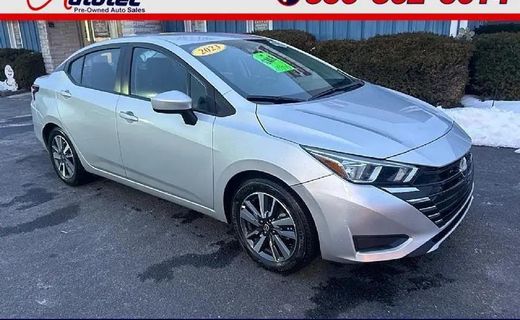 2023 Nissan Versa SV