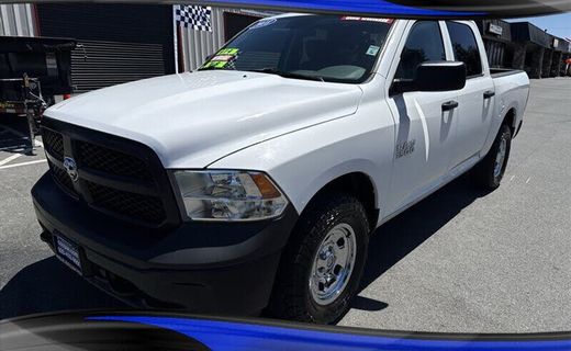 2018 Ram 1500 ST