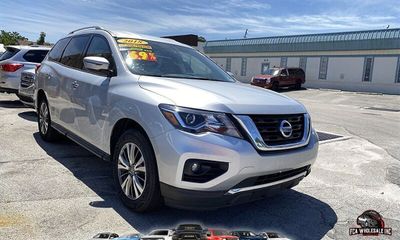 2018 Nissan Pathfinder S