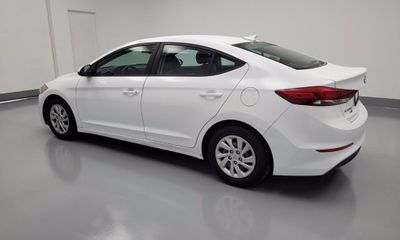 2017 Hyundai Elantra SE Base