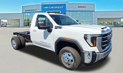 2026 GMC Sierra HD SLE