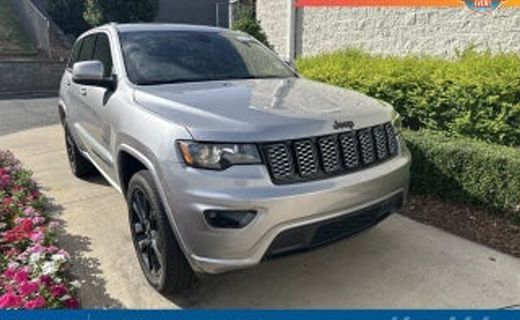 2020 Jeep Grand Cherokee Laredo