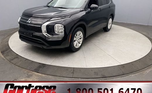 2026 Mitsubishi Outlander ES