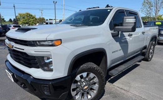 2024 Chevrolet Silverado HD Custom