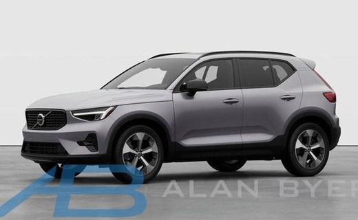 2026 Volvo XC40 Plus Dark