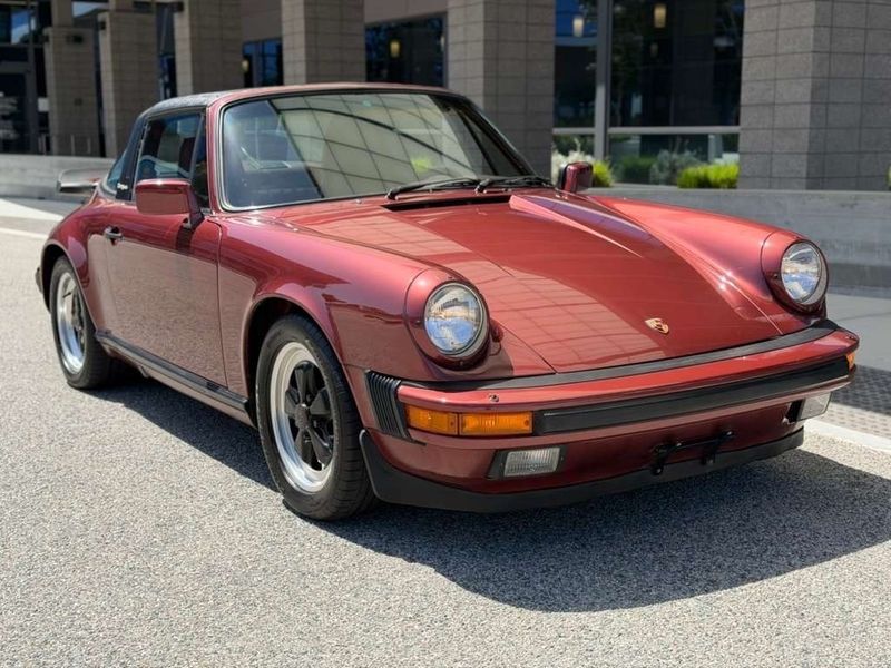 1985 Porsche 911 — a typically priced live listing