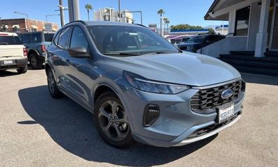 2023 Ford Escape ST Line