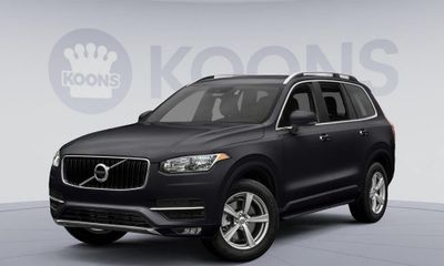 2017 Volvo XC90 Momentum