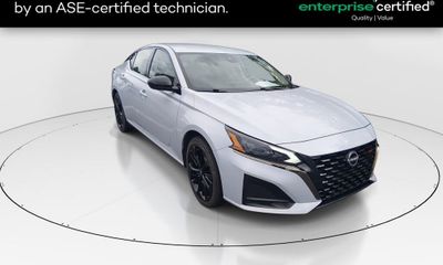 2024 Nissan Altima SR