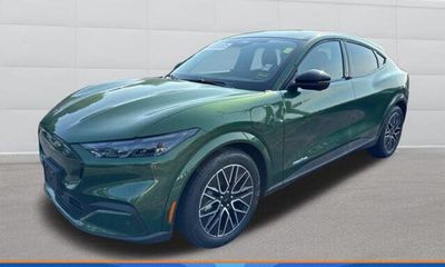 2025 Ford Mustang Mach-E Premium