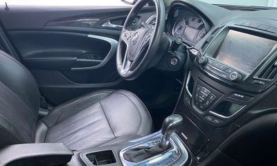 2016 Buick Regal Leather