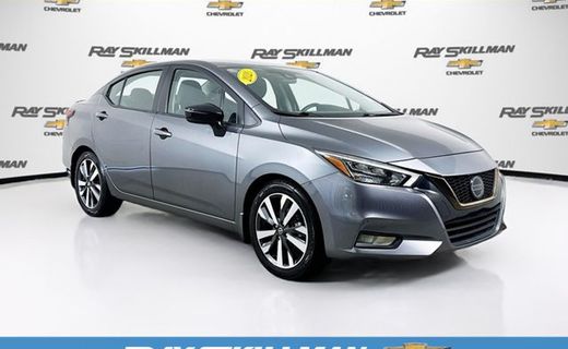 2020 Nissan Versa SR