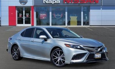 2021 Toyota Camry SE Convenient PKG