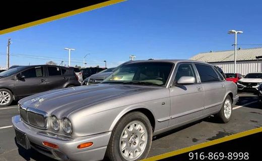 2000 Jaguar XJ8 L