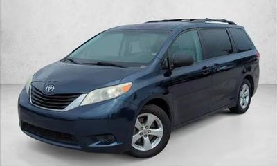 2011 Toyota Sienna LE