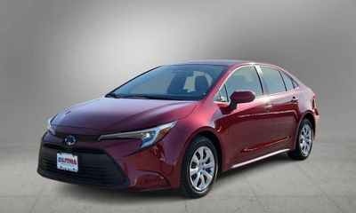 2025 Toyota Corolla LE XLE SE