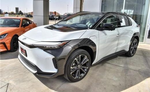 2023 Toyota BZ4X Limited