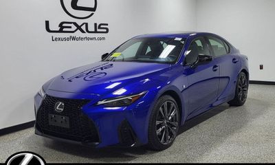 2025 Lexus IS 350 F Sport